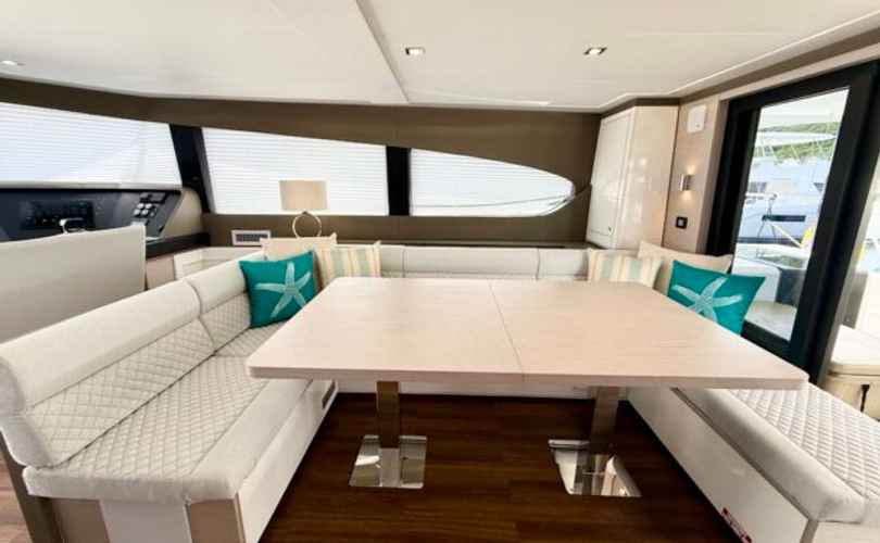 Aventura 50 MY