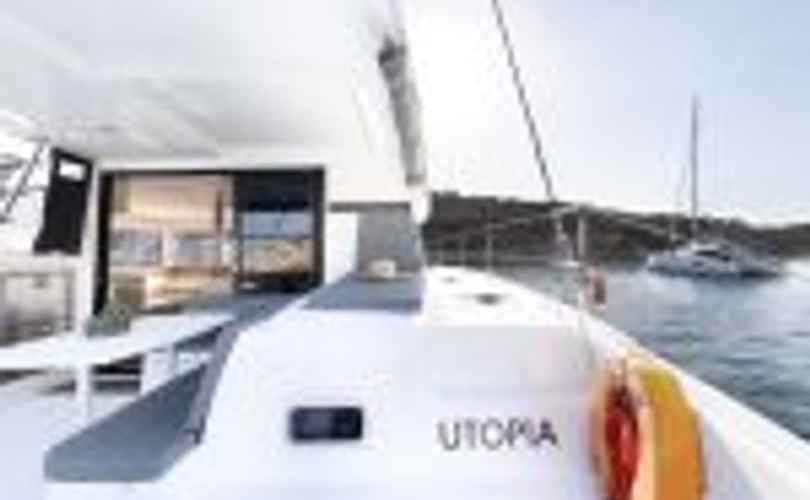 Lagoon 42