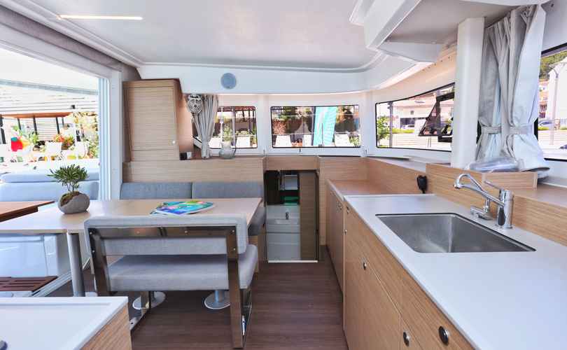 Lagoon 38