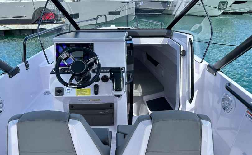 Photo Axopar 25 Cross Top