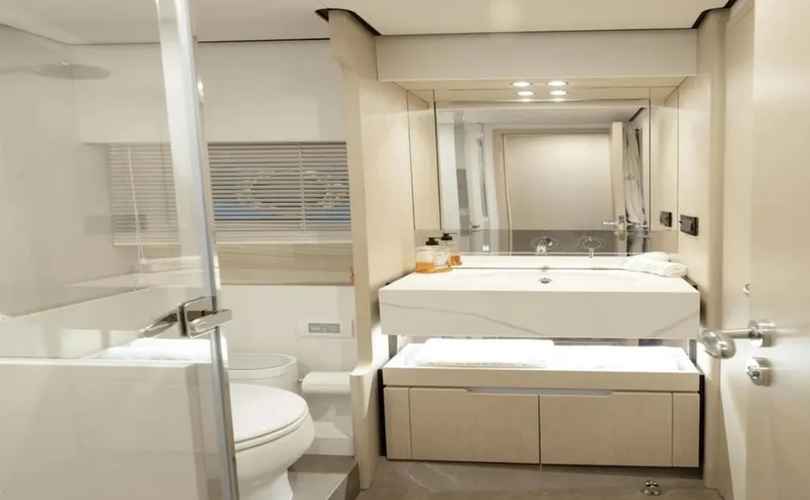 Photo Azimut 68 Fly (2023)