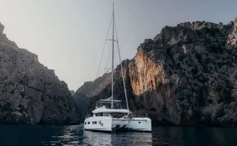 Lagoon 55