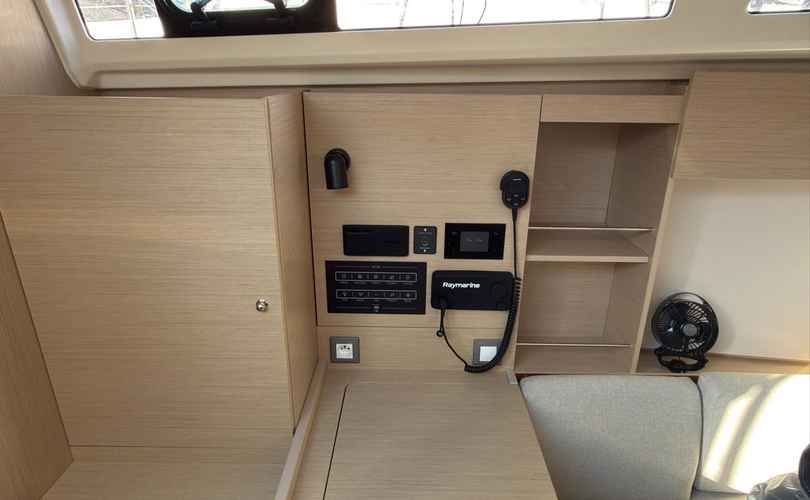 Photo Oceanis 37.1 (2024)