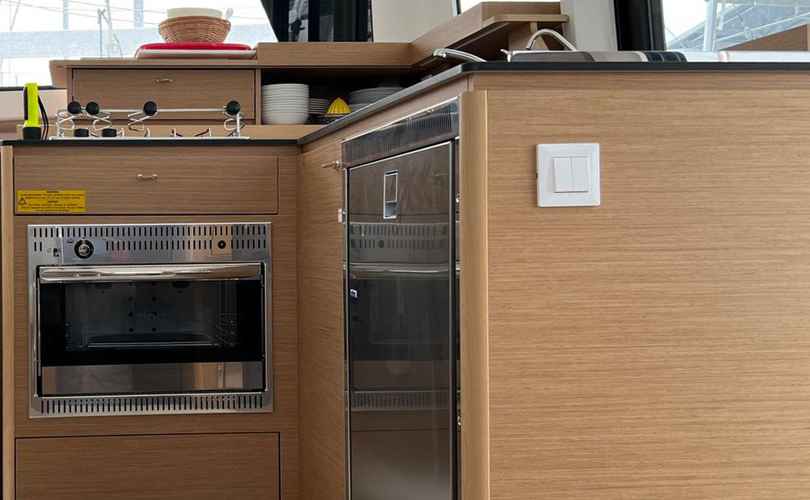 Photo Excess 11 (2024)