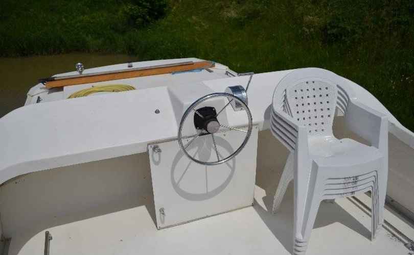 Photo Espade Concept Fly