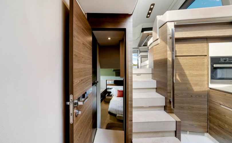 Photo Azimut 50 (2017)