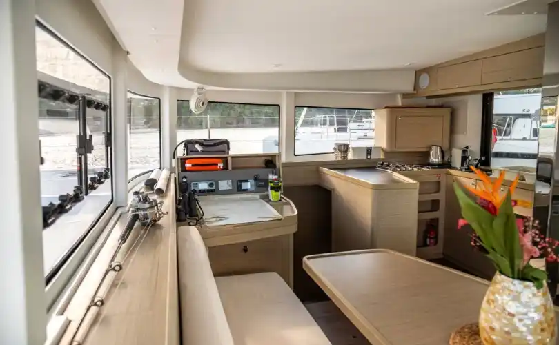 Lagoon 42