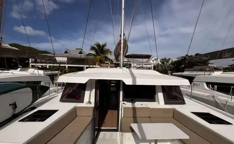 Photo Bali 4.4 (2022)