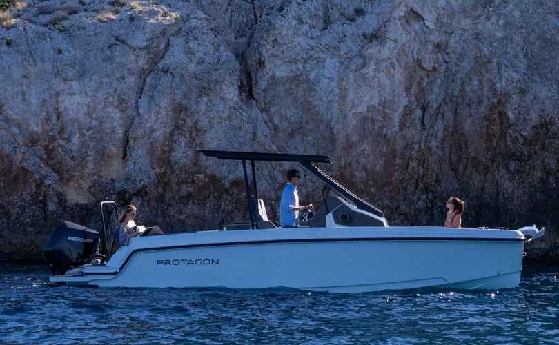 Photo Protagon 25 Sundeck (2024)