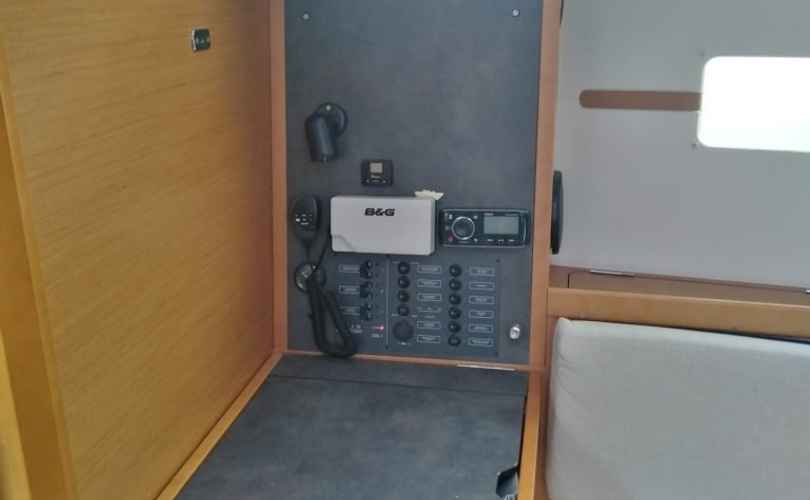 Sun Odyssey 349