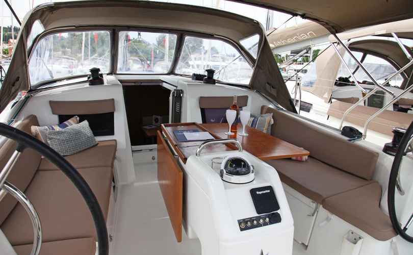 Sun Odyssey 410