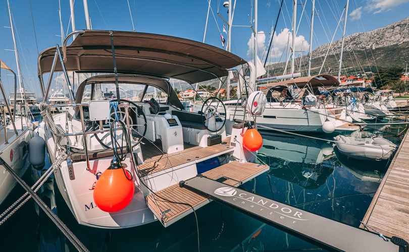 Photo Sun Odyssey 410 (2023)