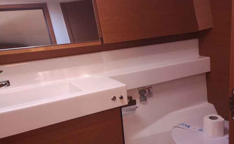 Sun Odyssey 410