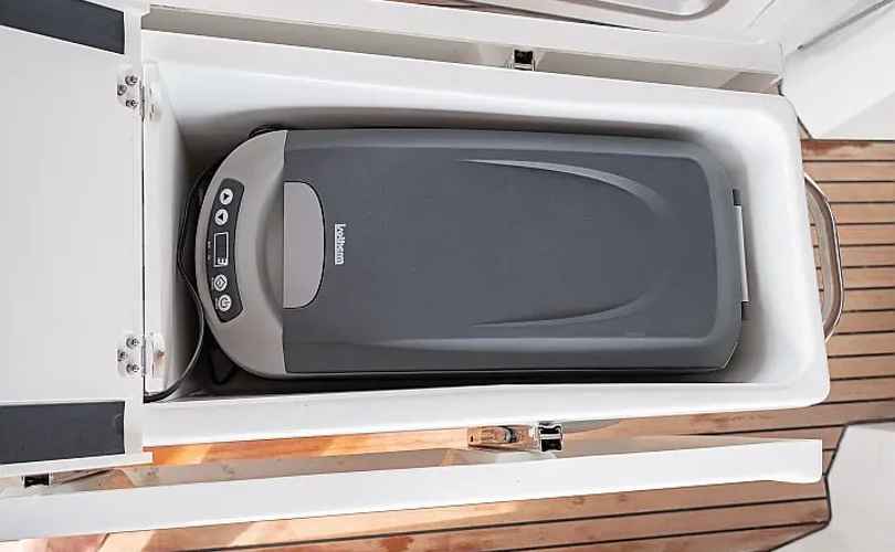 Photo Sun Odyssey 410 (2020)