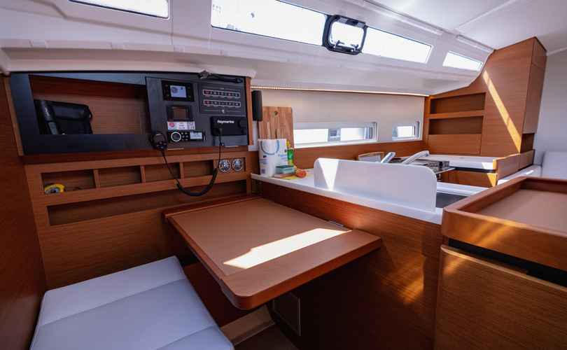 Photo Sun Odyssey 410 (2023)