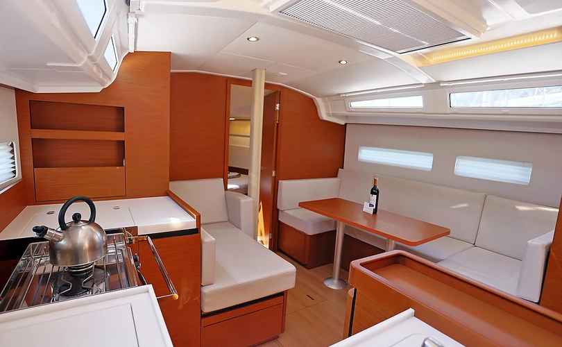Photo Sun Odyssey 410 (2022)