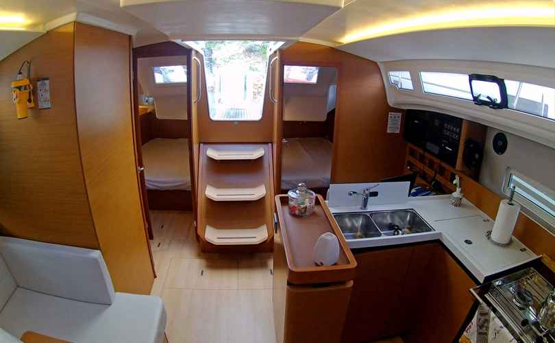 Sun Odyssey 410