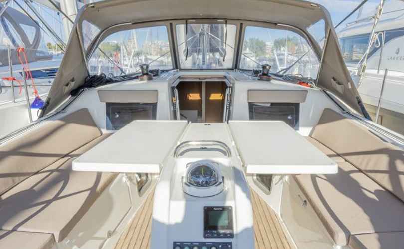 Sun Odyssey 410