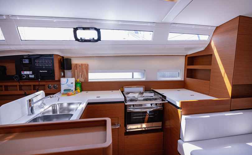 Photo Sun Odyssey 410 (2023)