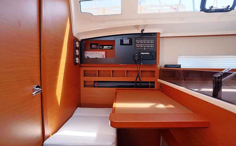 Photo Sun Odyssey 410 (2022)