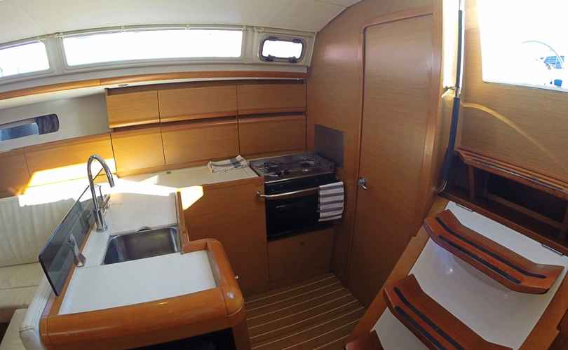 Photo Sun Odyssey 439 (2013)