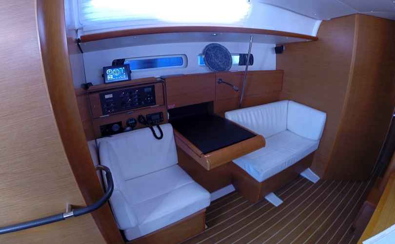 Photo Sun Odyssey 439 (2013)