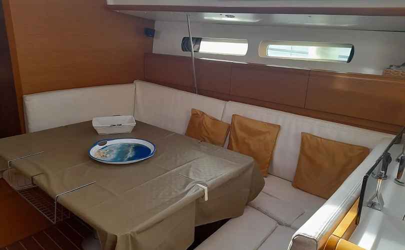 Photo Sun Odyssey 439 (2013)