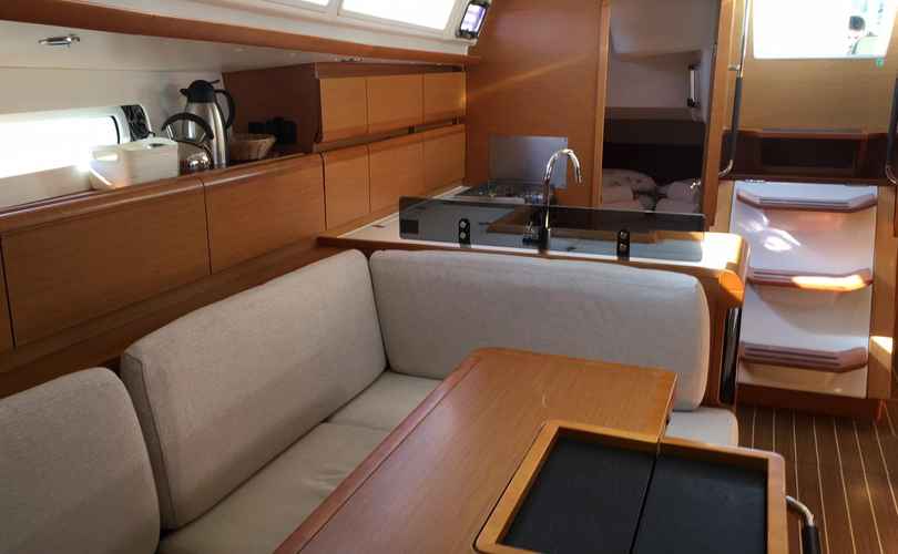 Photo Sun Odyssey 439 (2012)