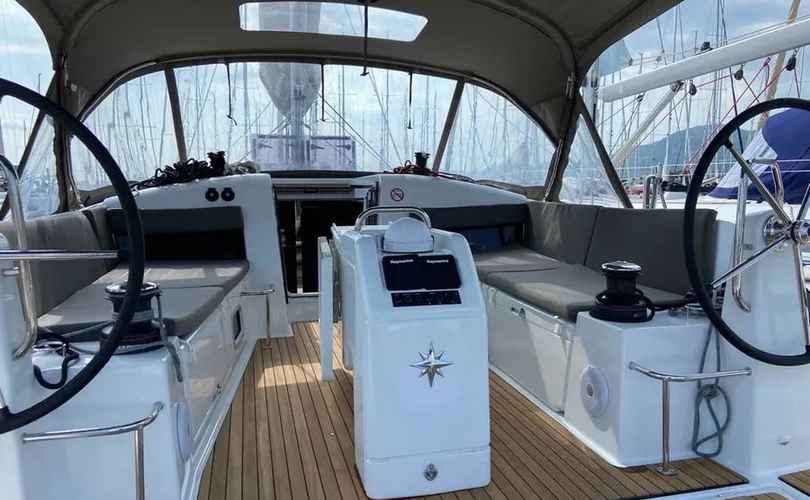 Photo Sun Odyssey 440 (2023)