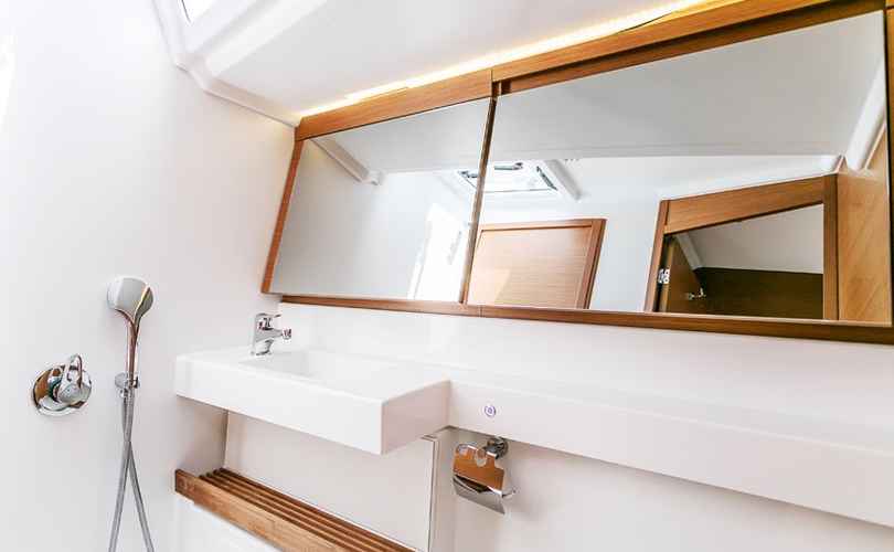 Sun Odyssey 440