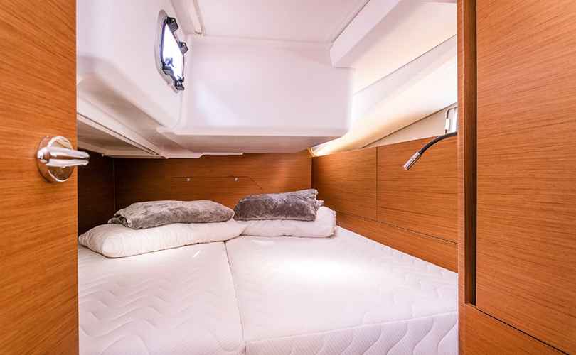 Sun Odyssey 440