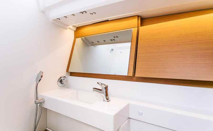 Sun Odyssey 440
