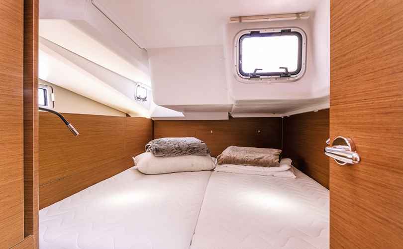 Sun Odyssey 440