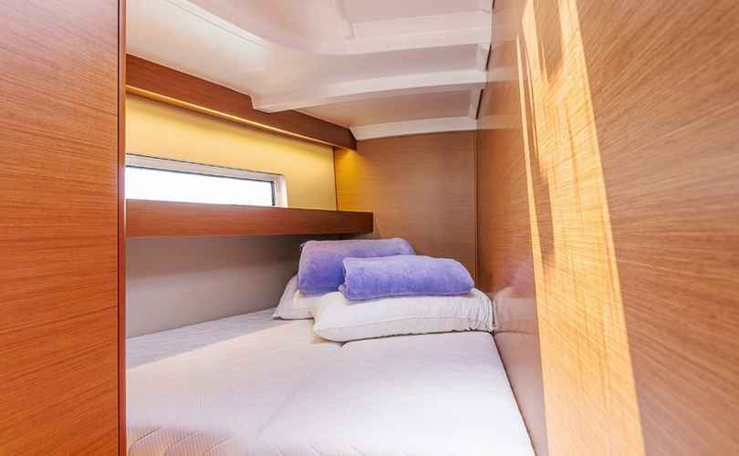 Sun Odyssey 440