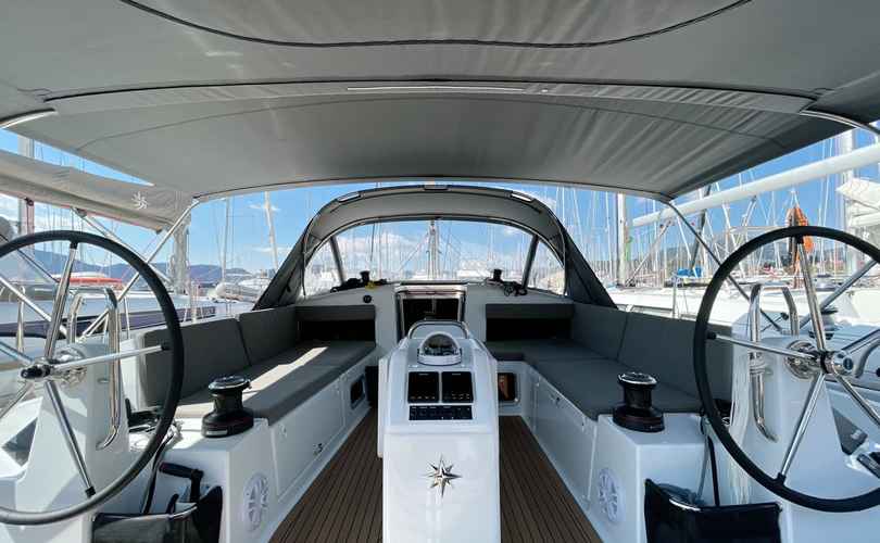 Sun Odyssey 440