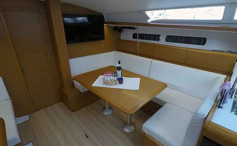 Photo Sun Odyssey 449 (2017)