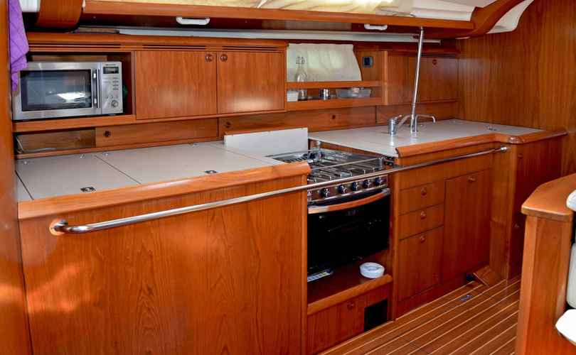 Sun Odyssey 49
