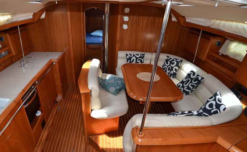 Sun Odyssey 49