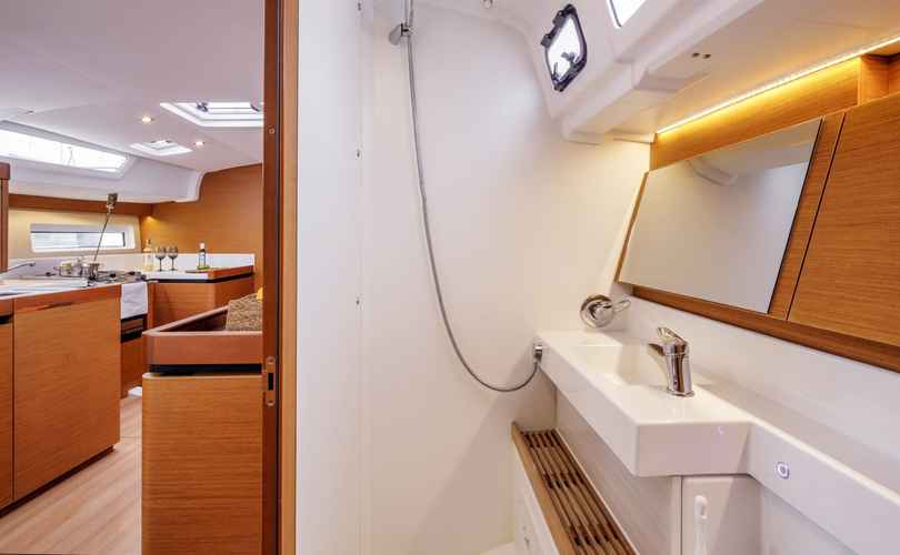 Sun Odyssey 490