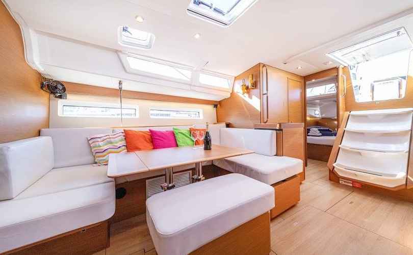Sun Odyssey 490