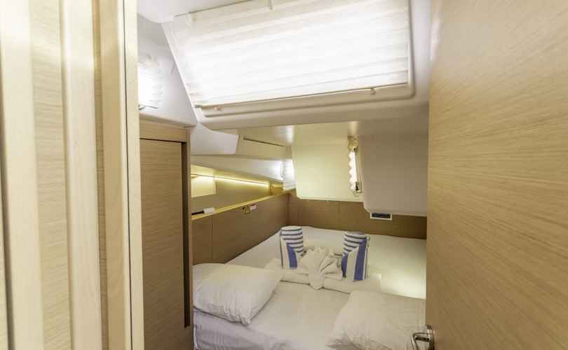 Sun Odyssey 490