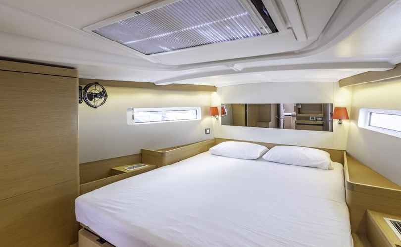 Sun Odyssey 490