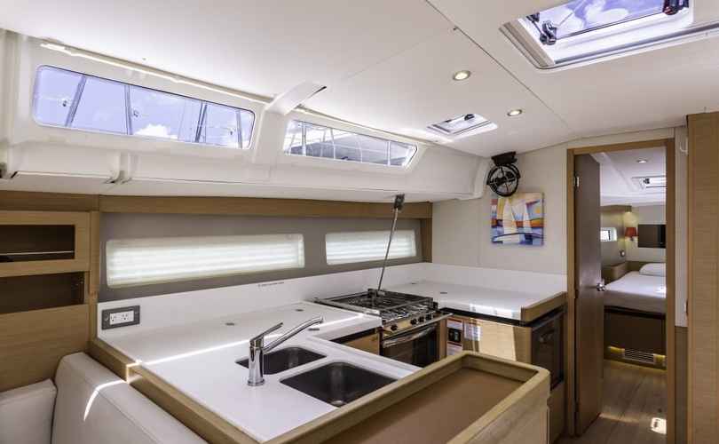 Sun Odyssey 490