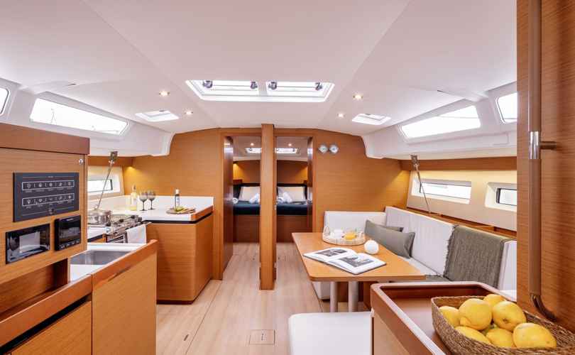 Sun Odyssey 490