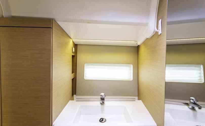 Sun Odyssey 490