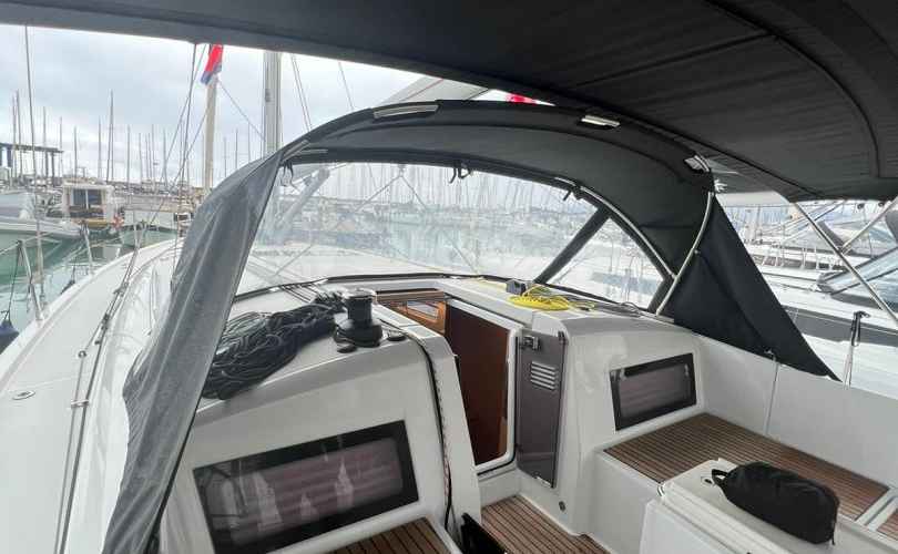 Sun Odyssey 490