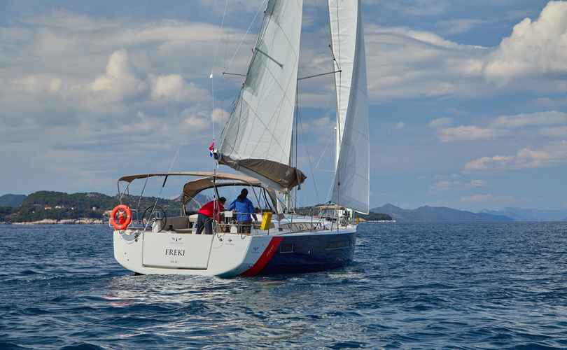 Sun Odyssey 490