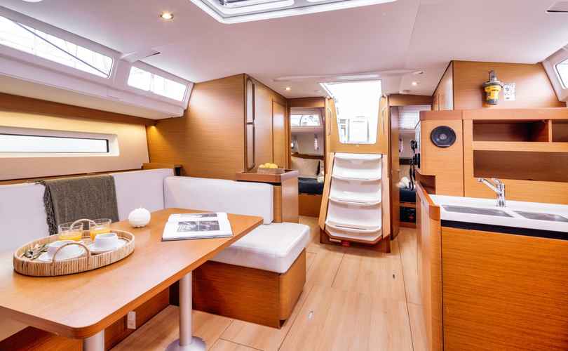 Sun Odyssey 490