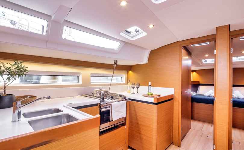Sun Odyssey 490