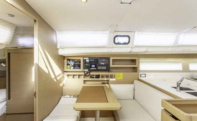 Sun Odyssey 490